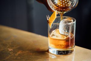 Kiedy tak właściwie wolno zastosować kurowanie alkoholizmu?
